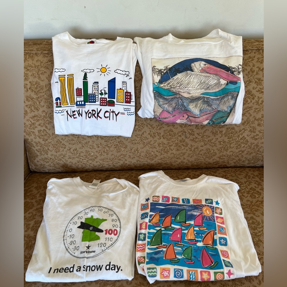 Vintage Y2K / 90’s lot of 4 women’s t shirts Minnesota, New York Colorful